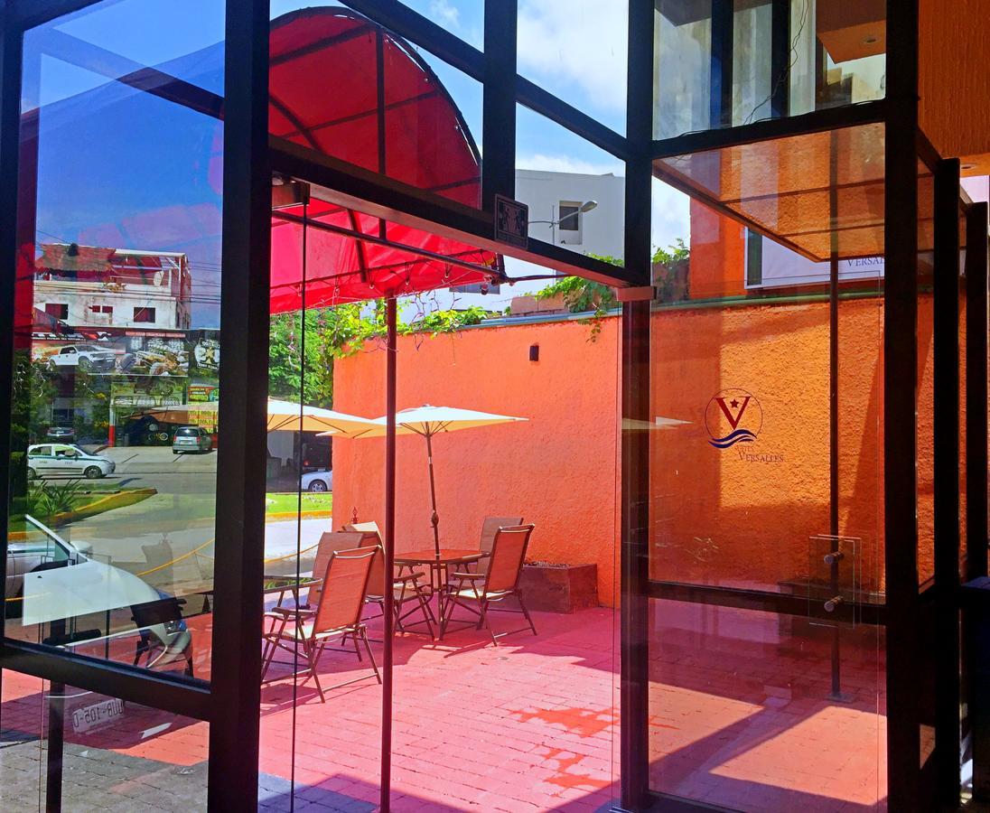 Hotel Versalles Suites カンクン エクステリア 写真